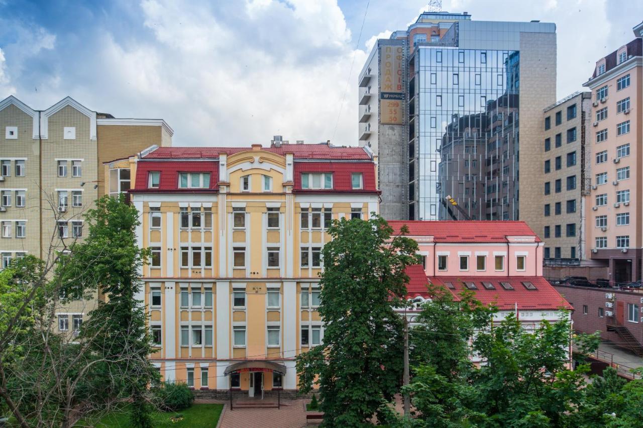 1 Комнатная Квартира По Улице Предславинская, 12 Kiev Eksteriør billede